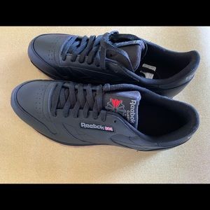 Mens Classic Reebok-BRAND NEW Size 10.5